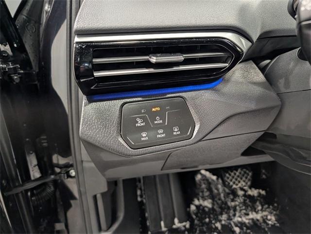 used 2024 Volkswagen ID.4 car, priced at $26,300