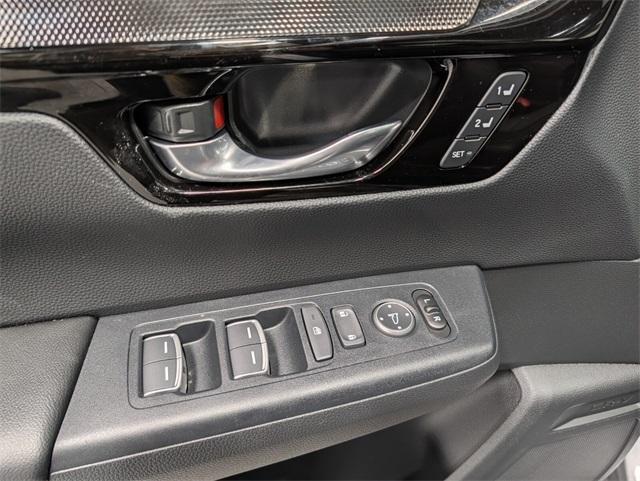 used 2025 Honda CR-V Hybrid car, priced at $38,771