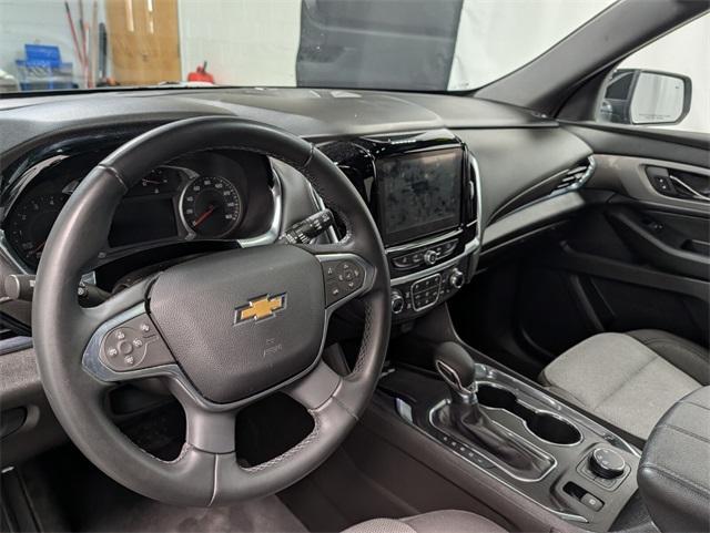 used 2023 Chevrolet Traverse car, priced at $29,000
