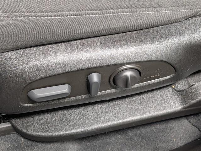 used 2023 Chevrolet Traverse car, priced at $29,000