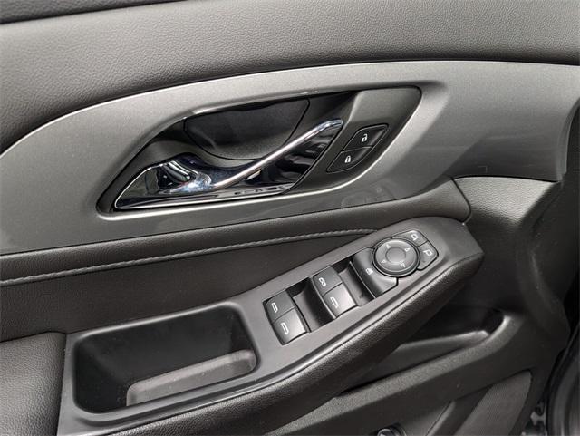 used 2023 Chevrolet Traverse car, priced at $29,000