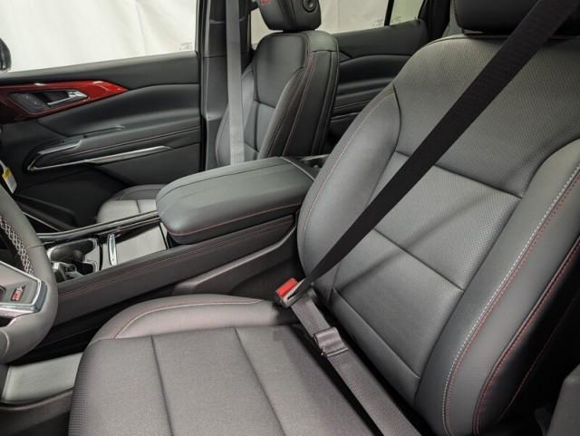 new 2026 Chevrolet Traverse car, priced at $56,054