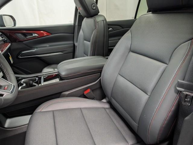 new 2026 Chevrolet Traverse car, priced at $52,614