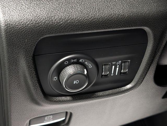 used 2023 Jeep Grand Cherokee L car, priced at $34,171