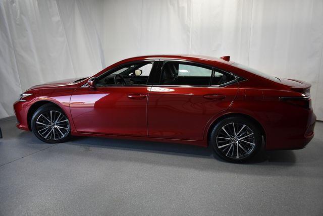 used 2025 Lexus ES 350 car, priced at $47,391