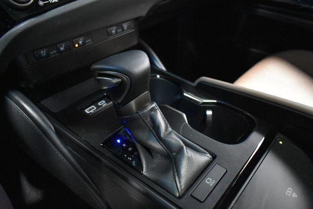 used 2025 Lexus ES 350 car, priced at $47,391