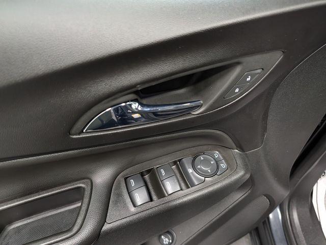 used 2022 Chevrolet Equinox car, priced at $20,991