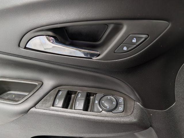 used 2024 Chevrolet Equinox car, priced at $25,991