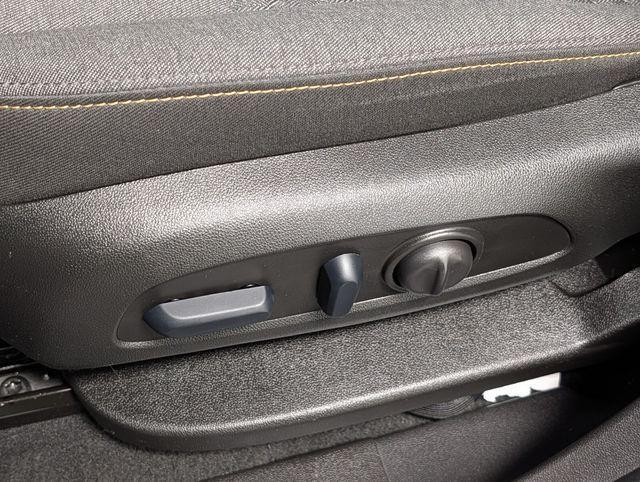 used 2024 Chevrolet Equinox car, priced at $25,991