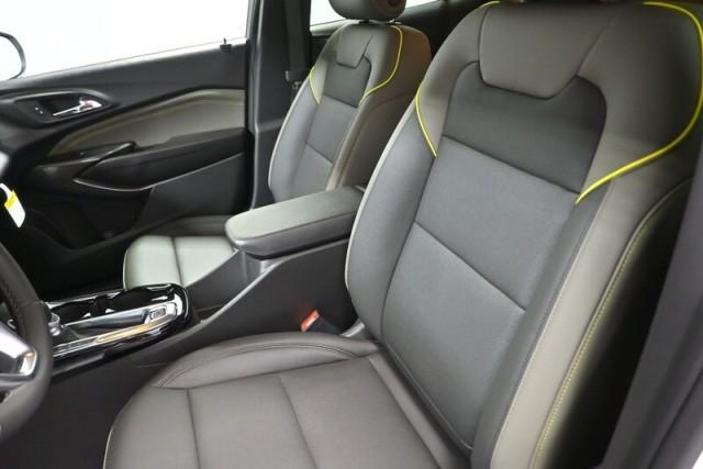 new 2025 Chevrolet Trax car, priced at $26,690