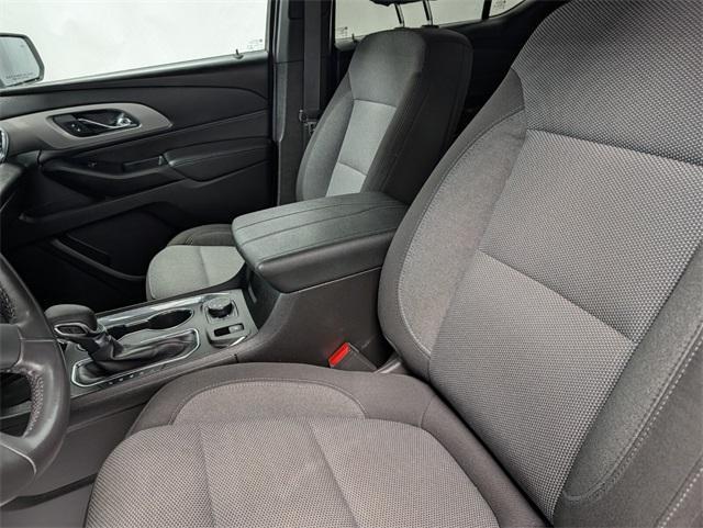 used 2022 Chevrolet Traverse car, priced at $30,771