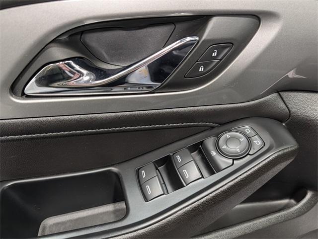 used 2022 Chevrolet Traverse car, priced at $30,771