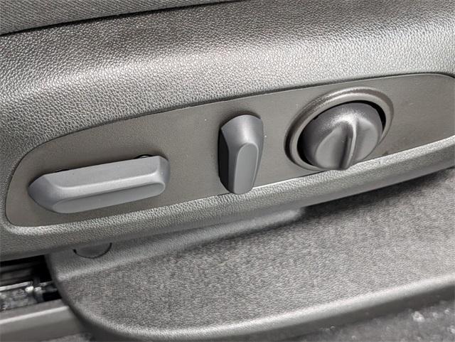 used 2022 Chevrolet Traverse car, priced at $30,771