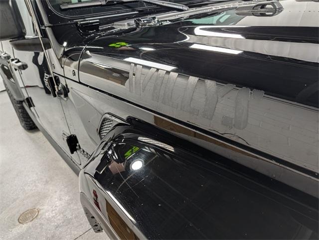 used 2023 Jeep Gladiator car, priced at $32,696