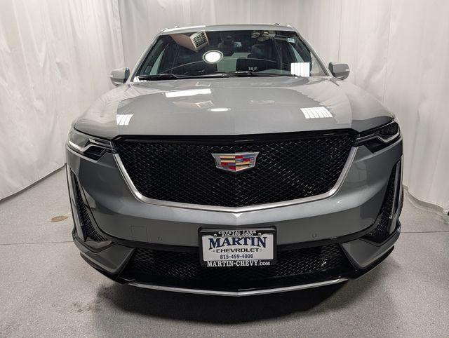 used 2024 Cadillac XT6 car, priced at $45,555