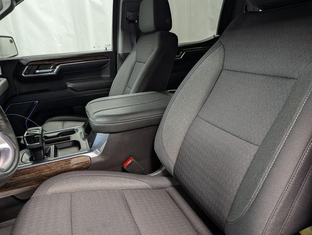 used 2024 GMC Sierra 1500 car, priced at $47,632