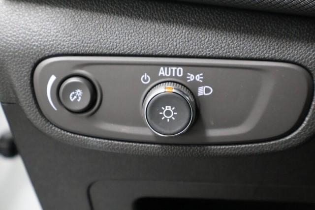 new 2025 Chevrolet TrailBlazer car, priced at $27,569