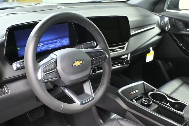 new 2026 Chevrolet Equinox car, priced at $33,644