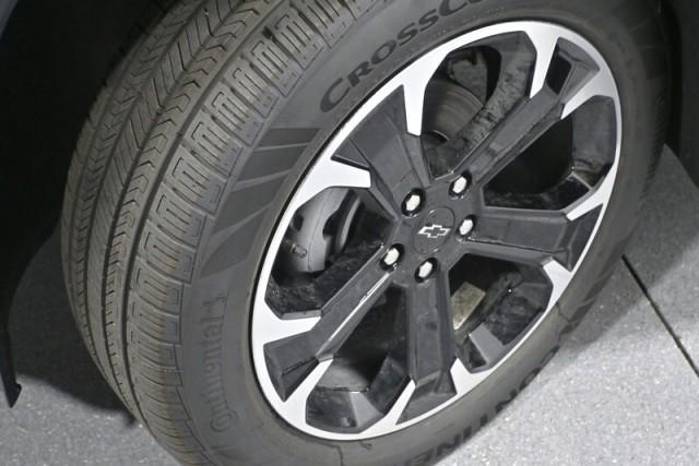 new 2026 Chevrolet Equinox car, priced at $33,644