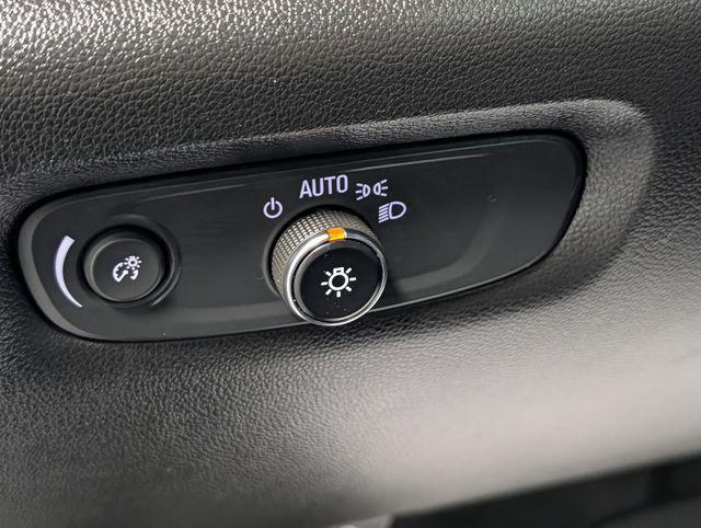 used 2023 Chevrolet Traverse car, priced at $35,100