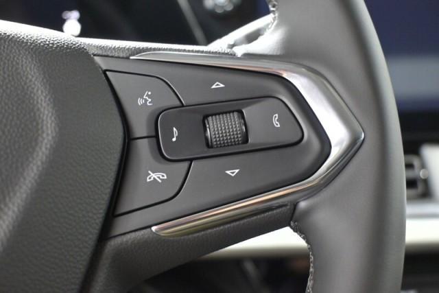 new 2026 Chevrolet Trax car, priced at $25,885