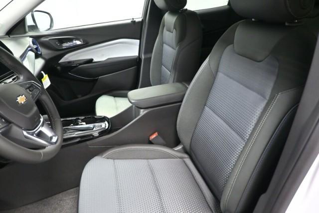 new 2026 Chevrolet Trax car, priced at $25,885