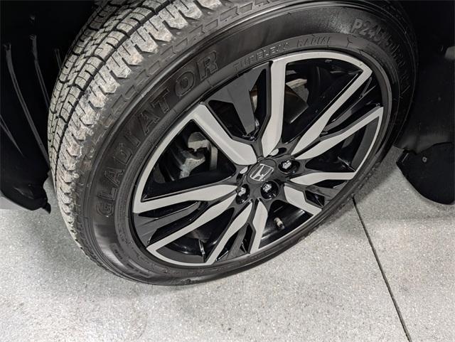 used 2022 Honda Pilot car, priced at $29,511