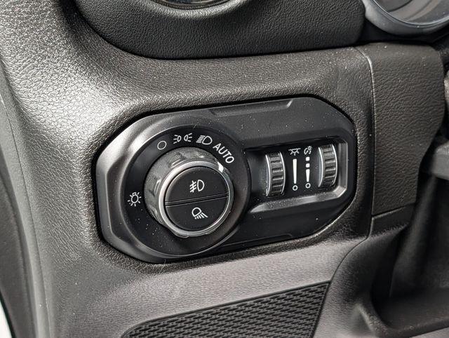 used 2021 Jeep Gladiator car, priced at $36,153