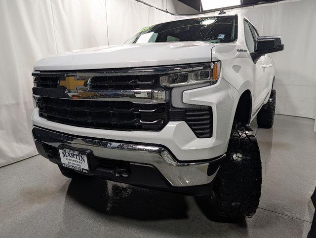 used 2025 Chevrolet Silverado 1500 car, priced at $46,971