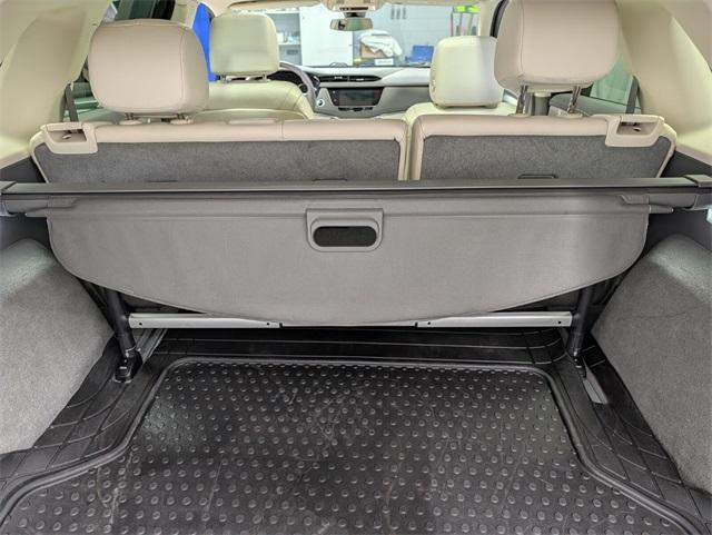 used 2021 Cadillac XT5 car, priced at $20,618