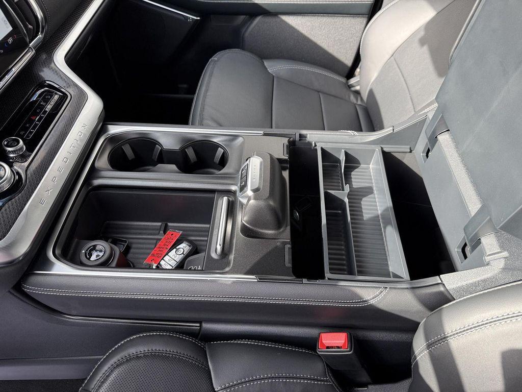 new 2026 Ford Expedition Max car, priced at $81,900