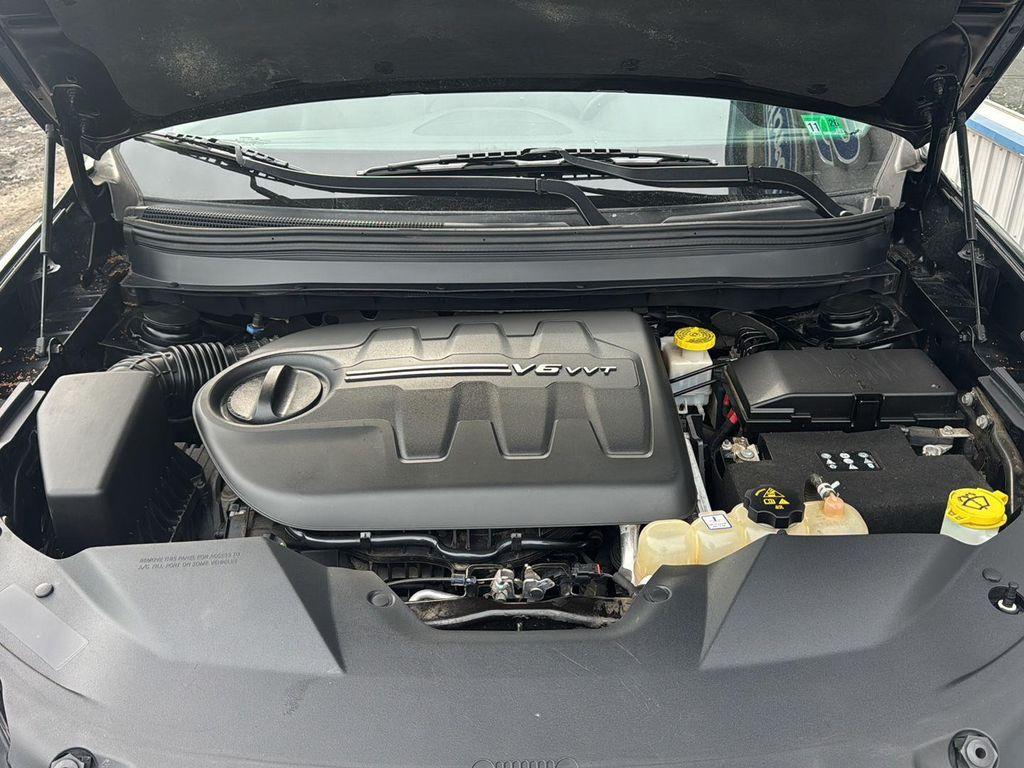 used 2019 Jeep Cherokee car, priced at $15,486