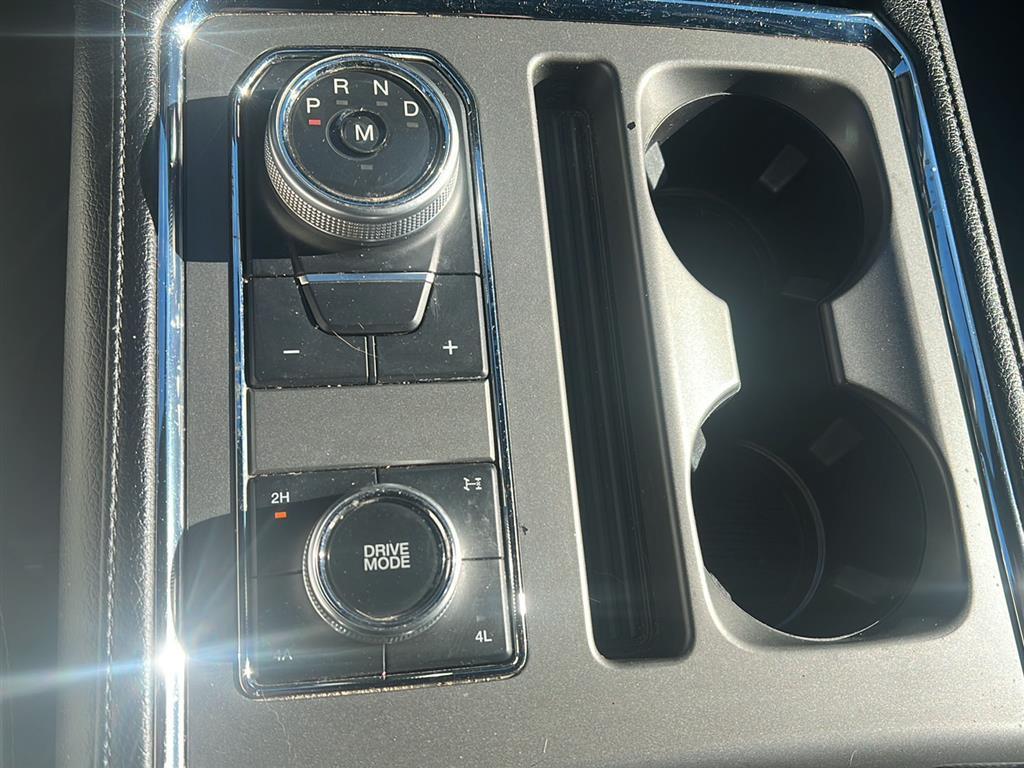 used 2019 Ford Expedition car, priced at $28,900