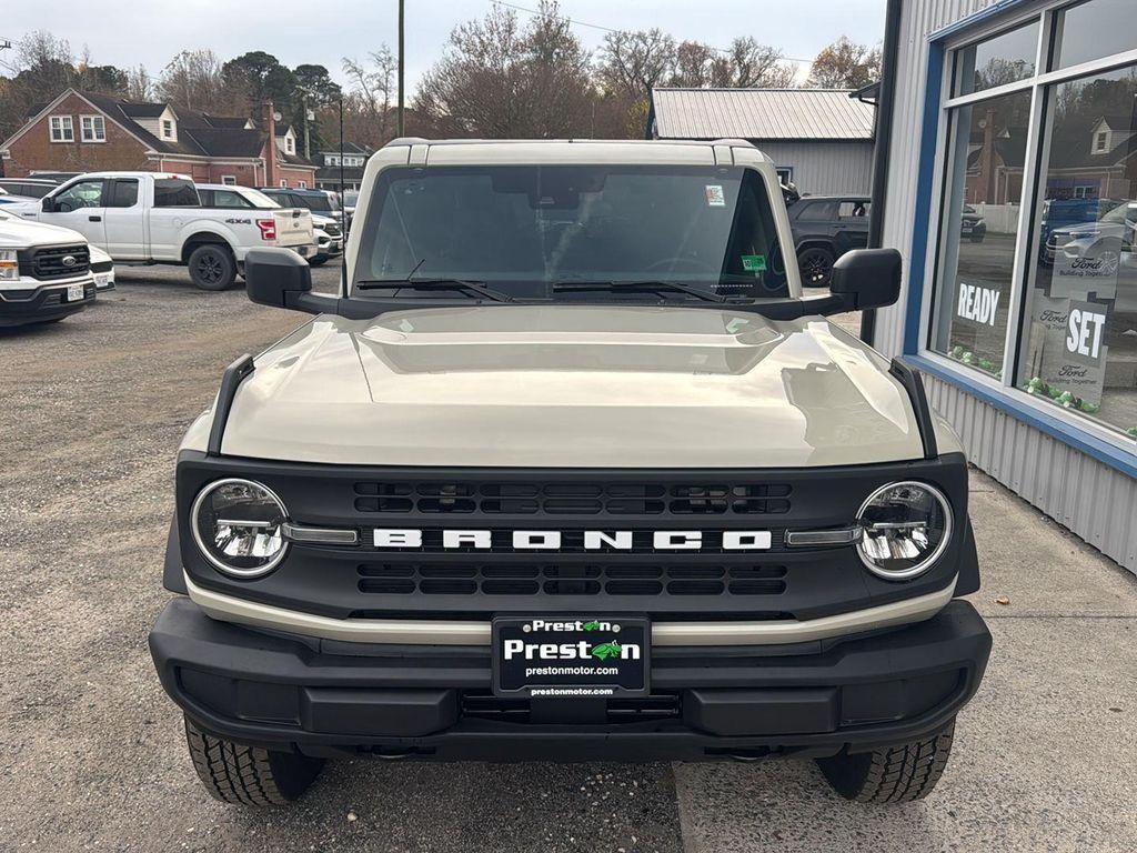 new 2025 Ford Bronco car, priced at $45,000