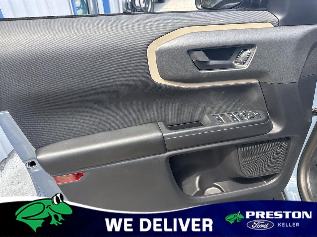 new 2025 Ford Bronco Sport car, priced at $32,000