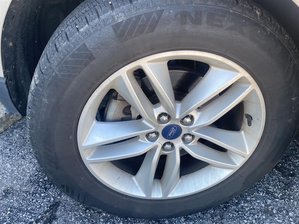 used 2018 Ford Edge car, priced at $12,000