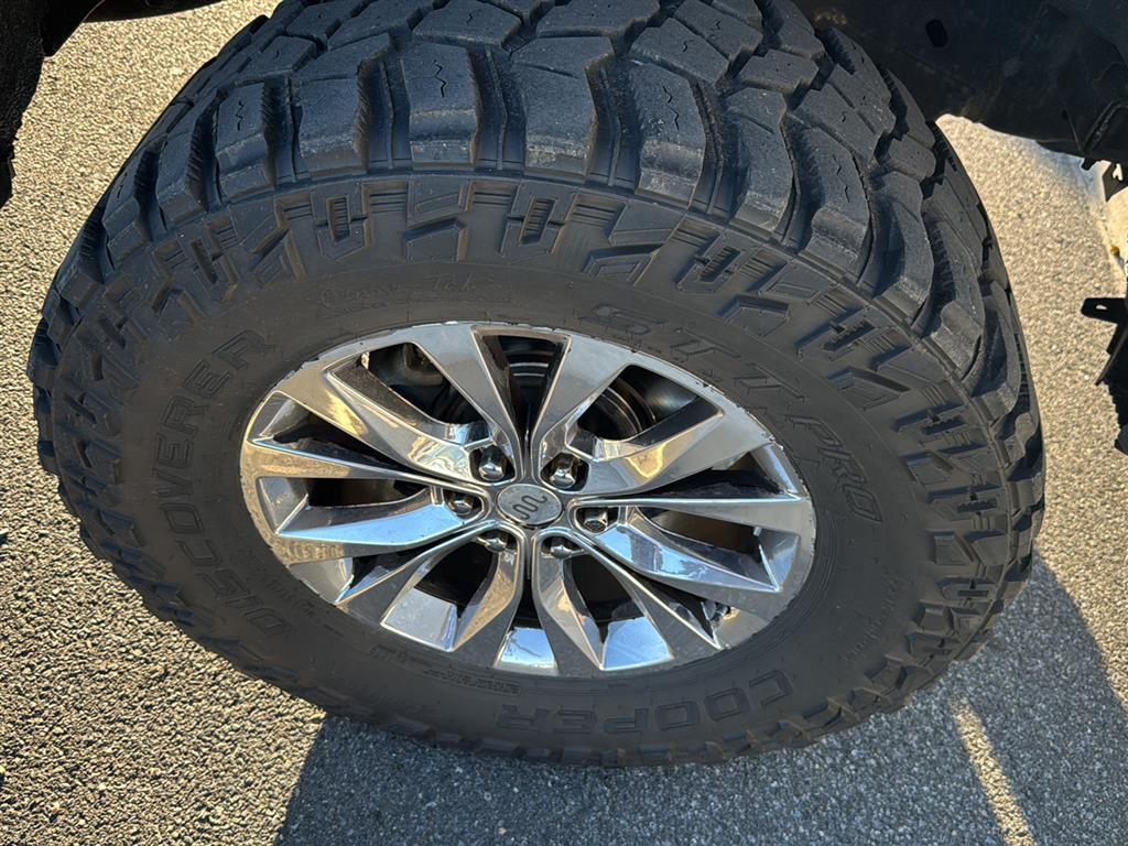 used 2015 Ford F-150 car, priced at $25,000