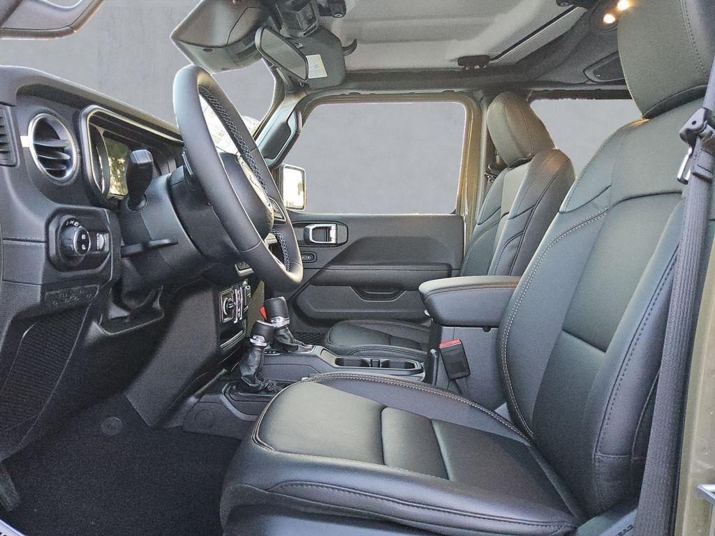 new 2026 Jeep Gladiator car, priced at $50,072