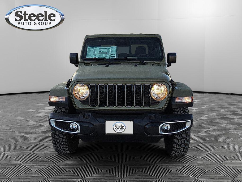 new 2026 Jeep Gladiator car, priced at $50,072