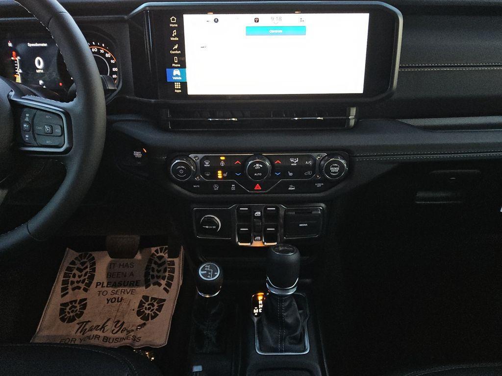 new 2026 Jeep Gladiator car, priced at $50,072