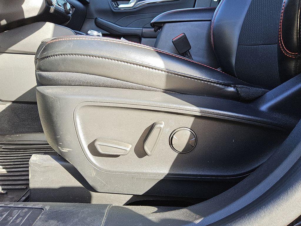 used 2024 Ford Escape car, priced at $21,995