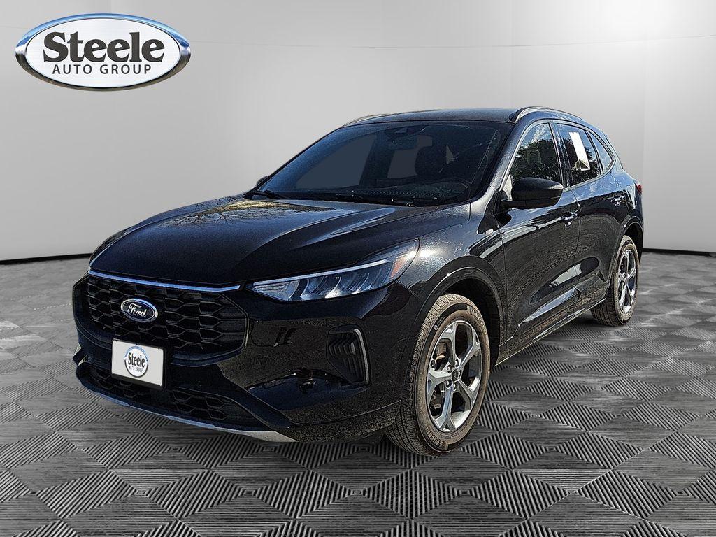 used 2024 Ford Escape car, priced at $21,995