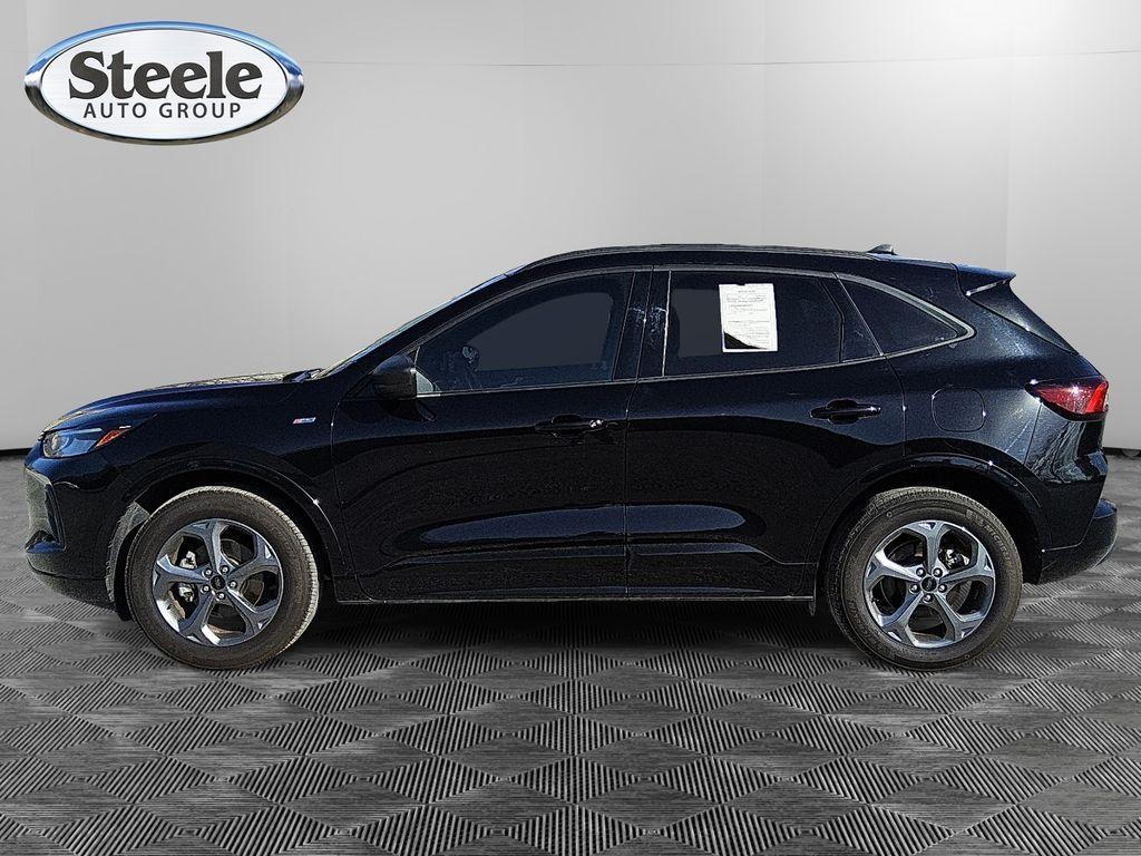 used 2024 Ford Escape car, priced at $21,995