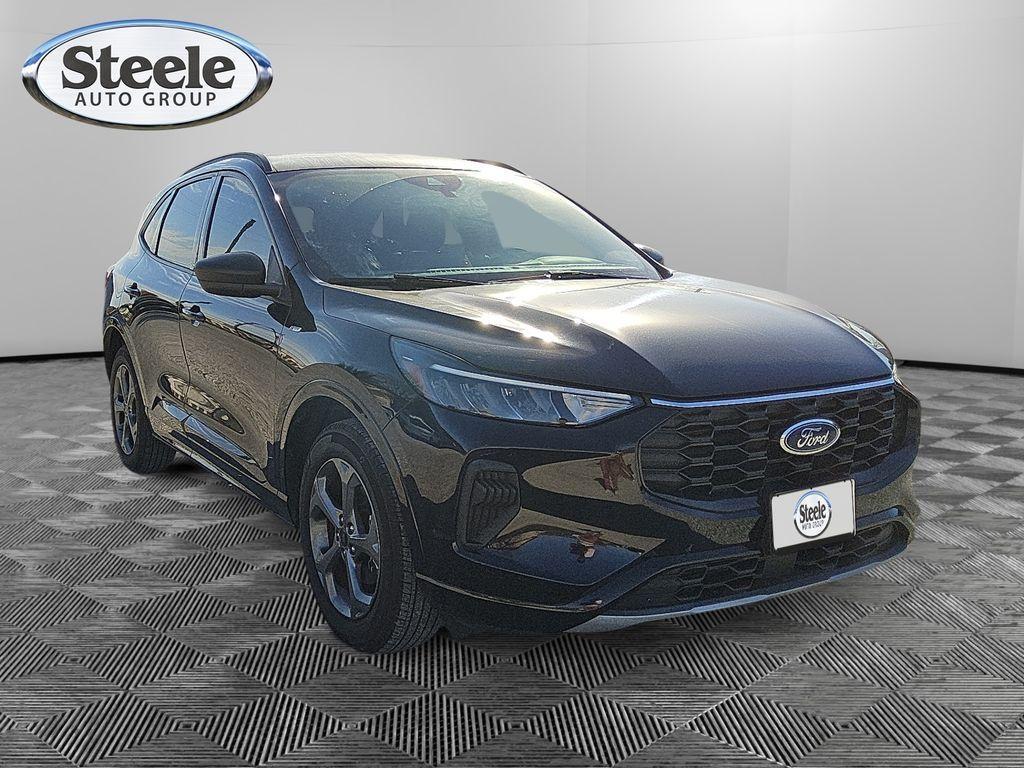 used 2024 Ford Escape car, priced at $21,995