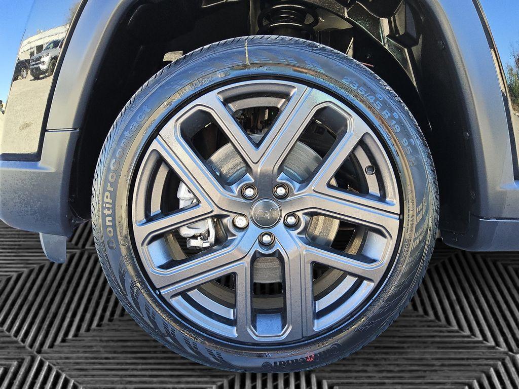 new 2026 Jeep Compass car, priced at $27,526