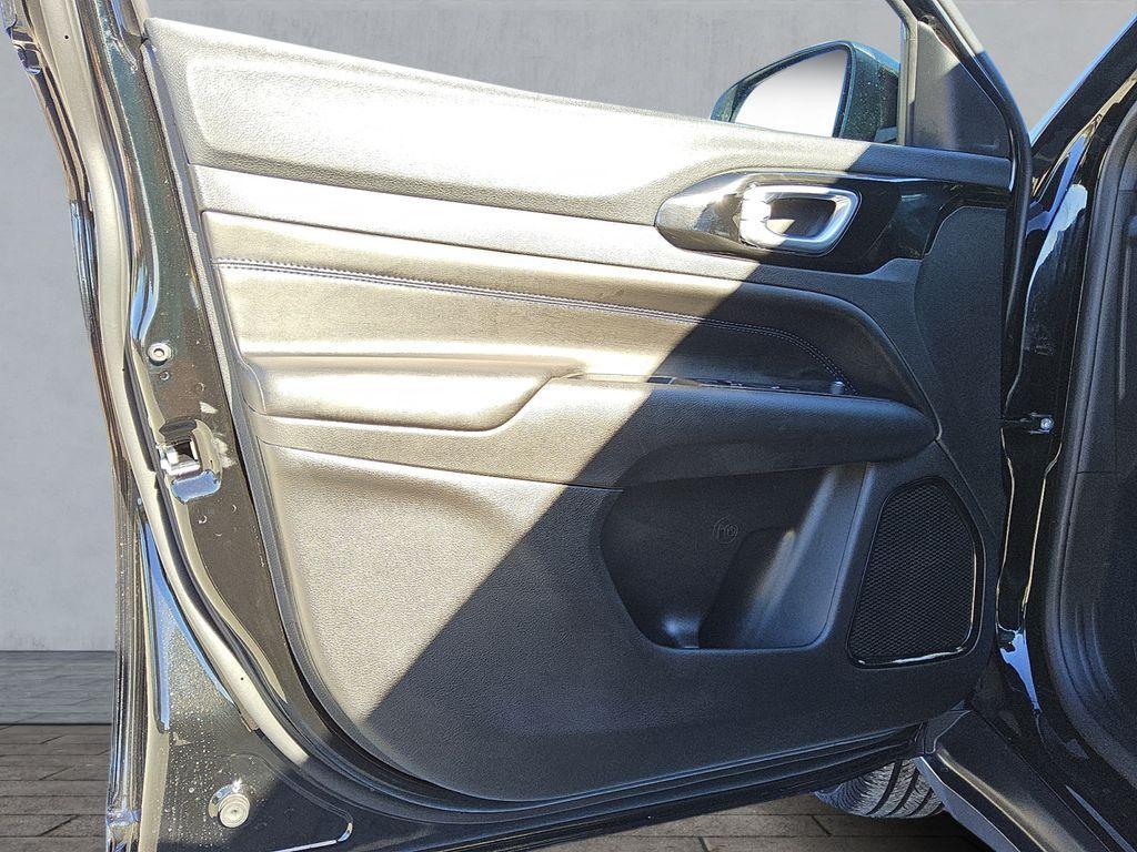 new 2026 Jeep Compass car, priced at $27,526