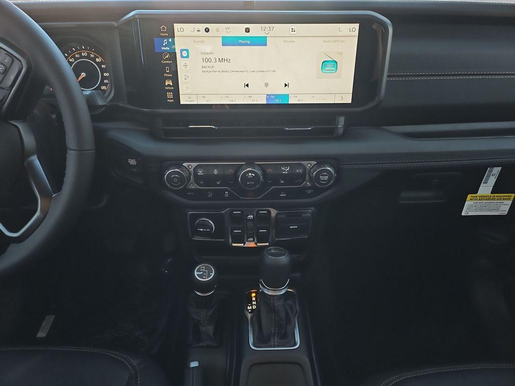 new 2026 Jeep Gladiator car, priced at $49,613