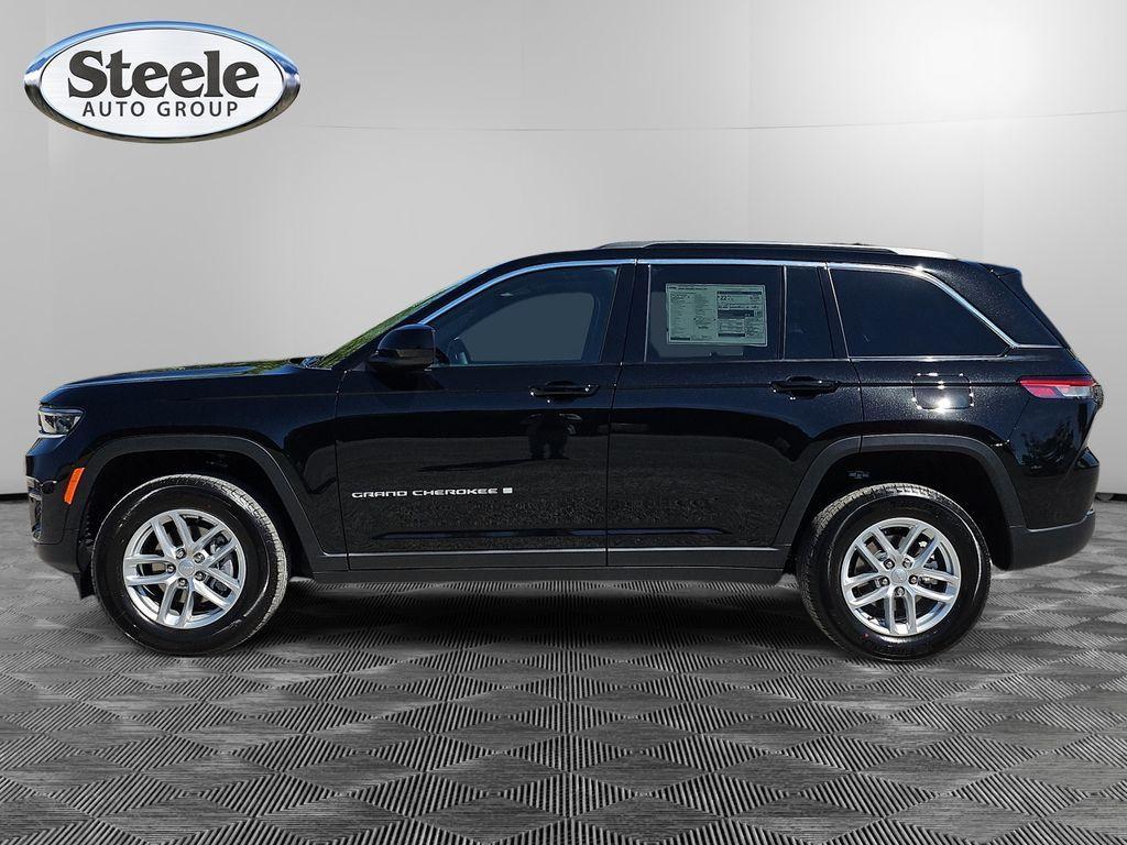 new 2025 Jeep Grand Cherokee car, priced at $29,995
