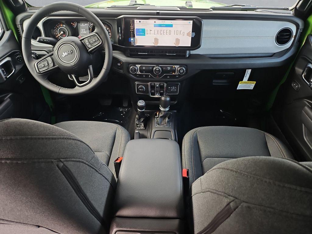 new 2025 Jeep Gladiator car, priced at $37,999