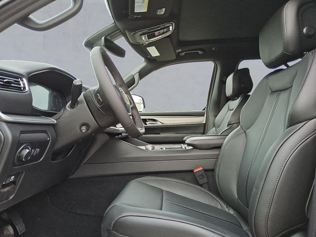 new 2026 Jeep Grand Wagoneer car, priced at $70,678